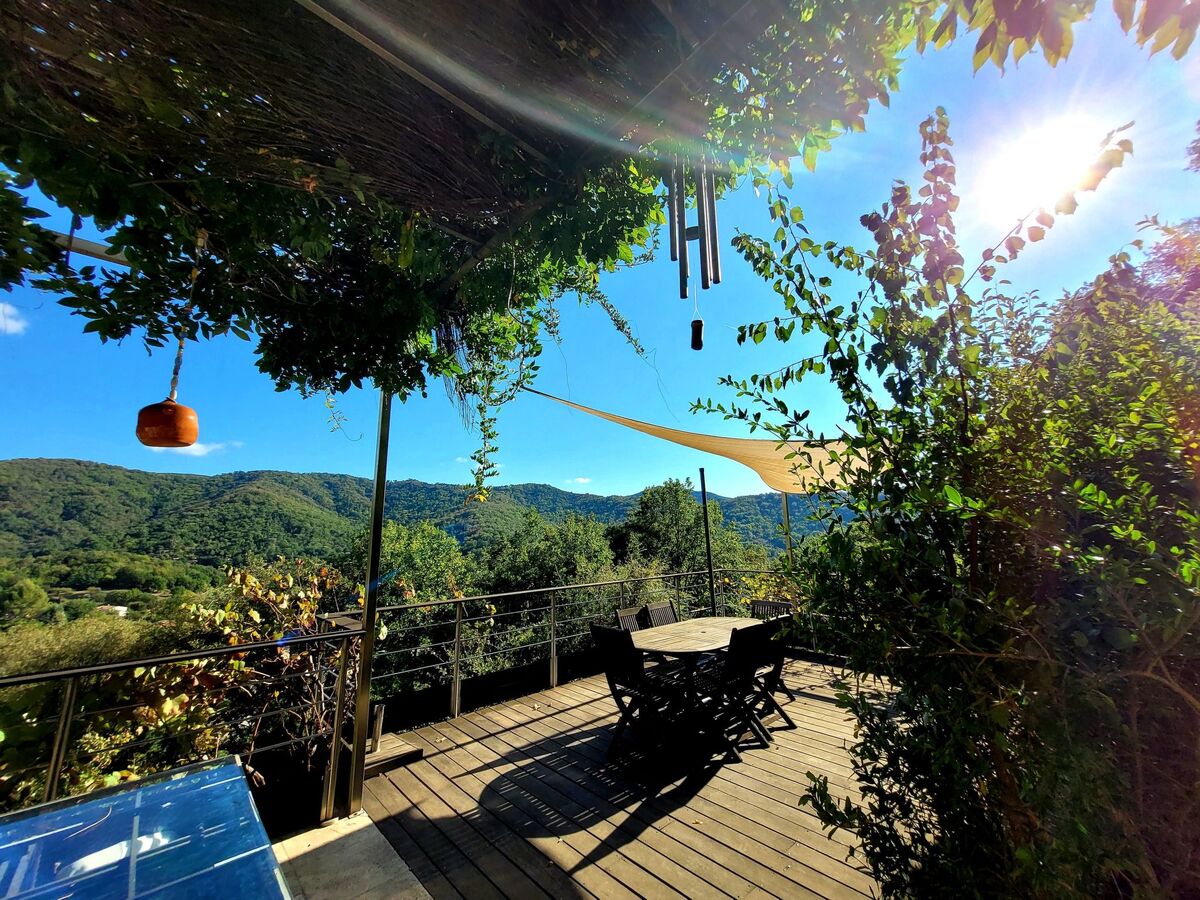 Maison Darshan – 5 chambres, piscine, vue Collobrières - Photo 1