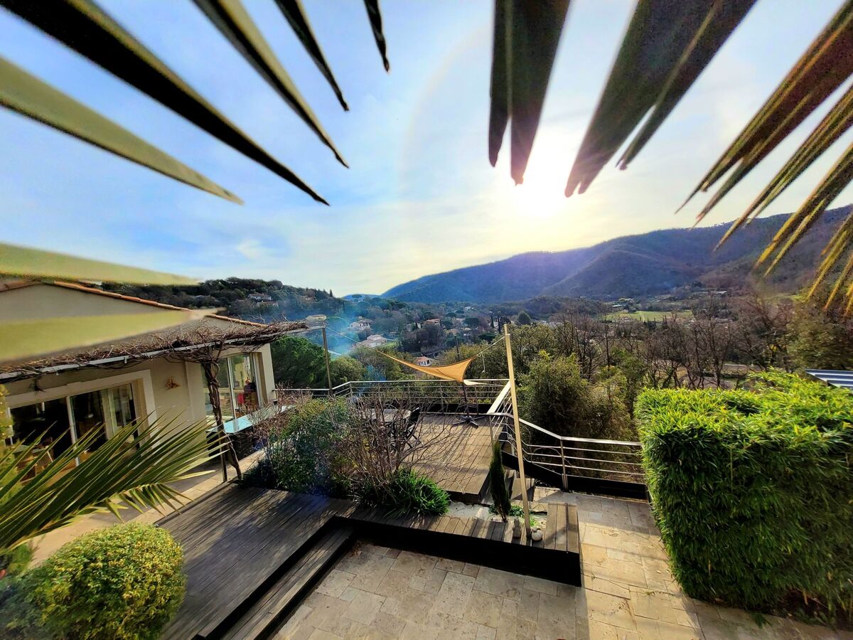 Maison Darshan – 5 chambres, piscine, vue Collobrières - Photo 2