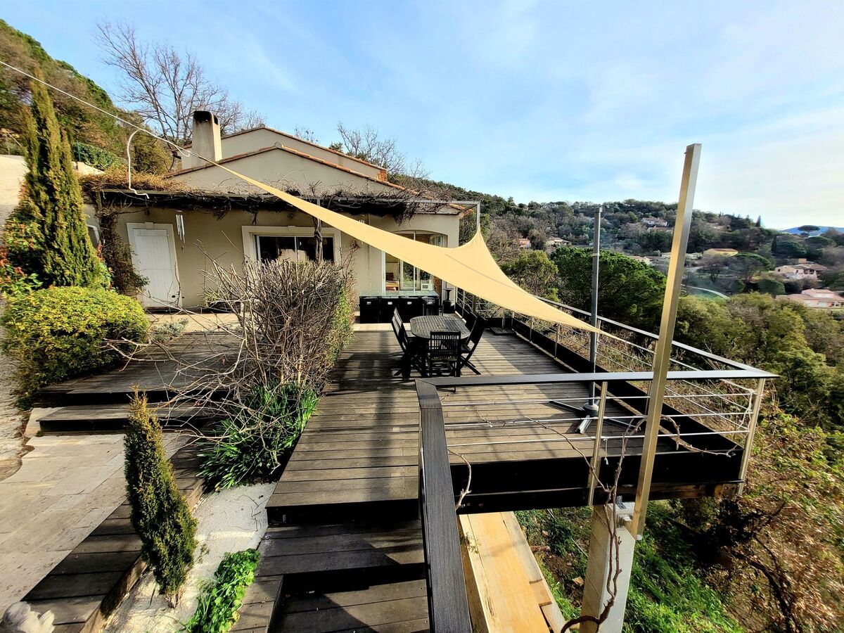 Maison Darshan – 5 chambres, piscine, vue Collobrières - Photo 3