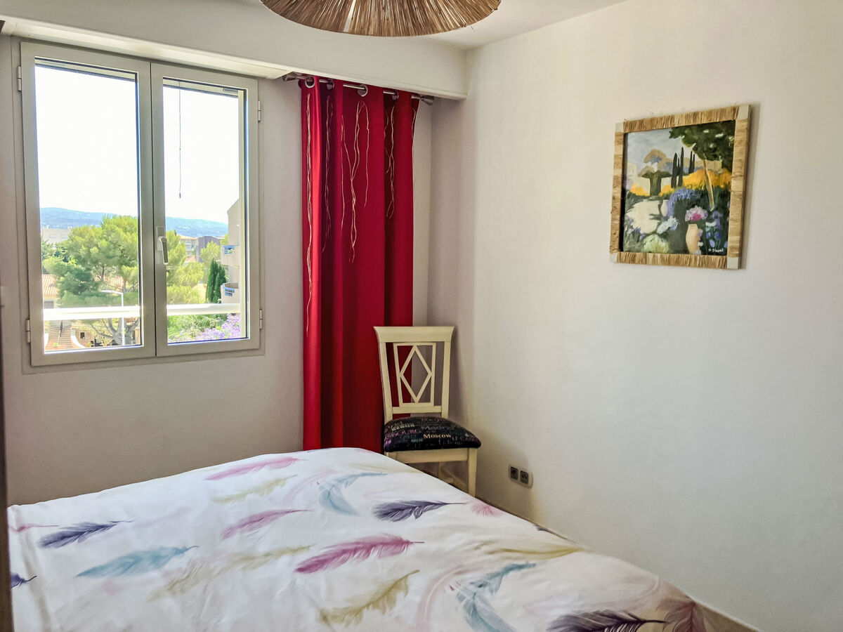 Appartement T2 terrasse à Cavalaire, piscine intérieure - Photo 8