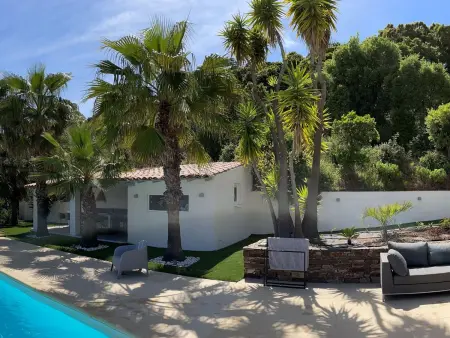Maison 10 personnes avec piscine privée à La Croix-Valmer : photo 2