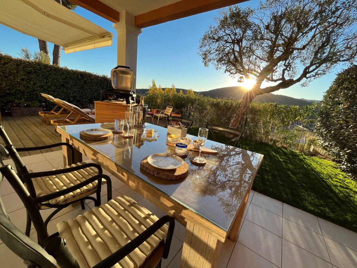Appartement 4 étoiles vue Massif, 2 terrasses à Sainte-Maxime - Photo 1