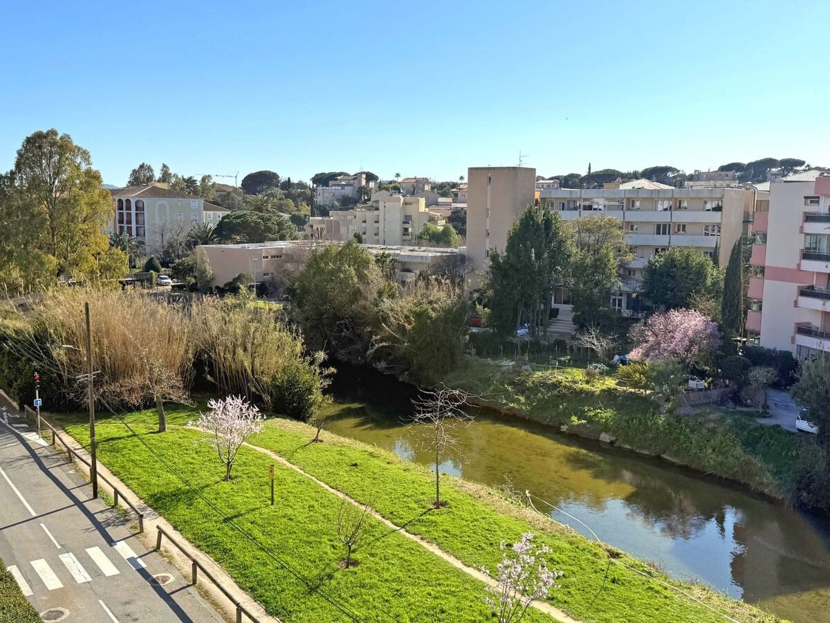 Appt T3 climatisé, centre-ville Sainte-Maxime - Photo 11