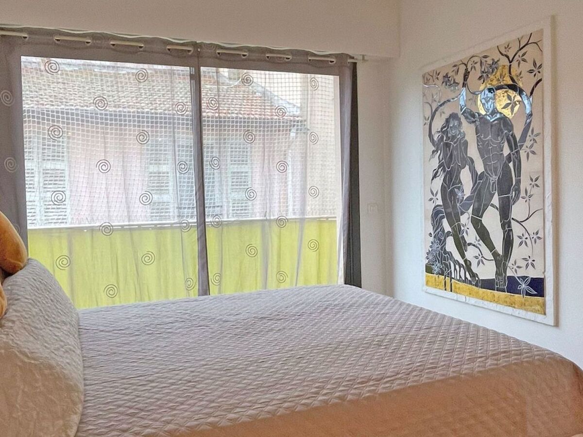 Apt 4 pers, vieille ville - Terrasse vue marché - Photo 9