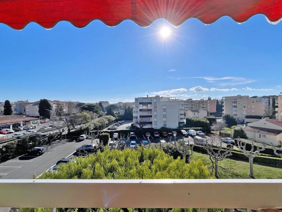 Appt T2 centre-ville Sainte-Maxime, terrasse sud - Photo 1