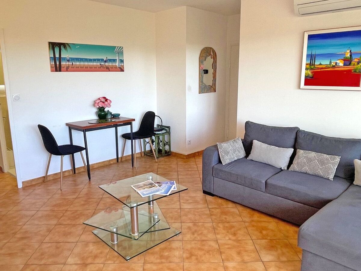 Appt T2 centre-ville Sainte-Maxime, terrasse sud - Photo 4