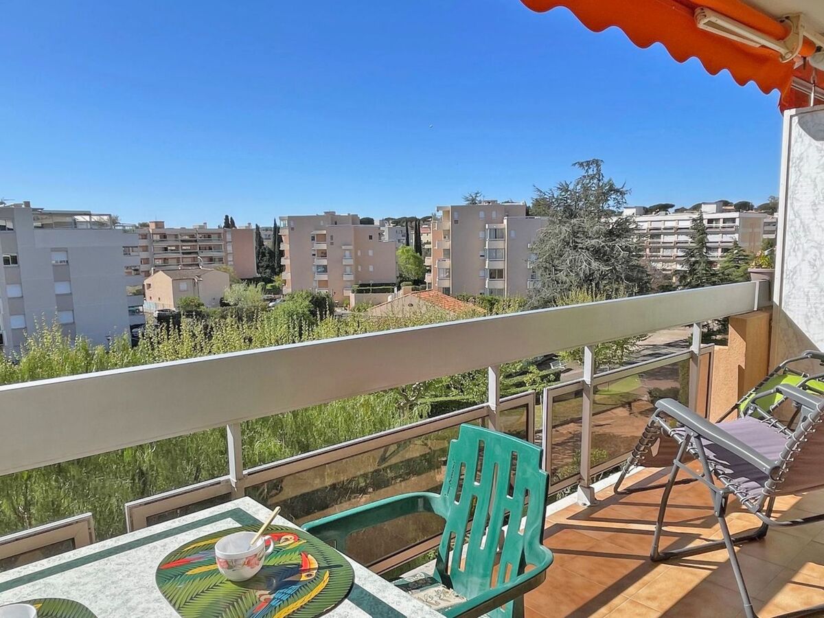 Appt T2 centre-ville Sainte-Maxime, terrasse sud - Photo 11