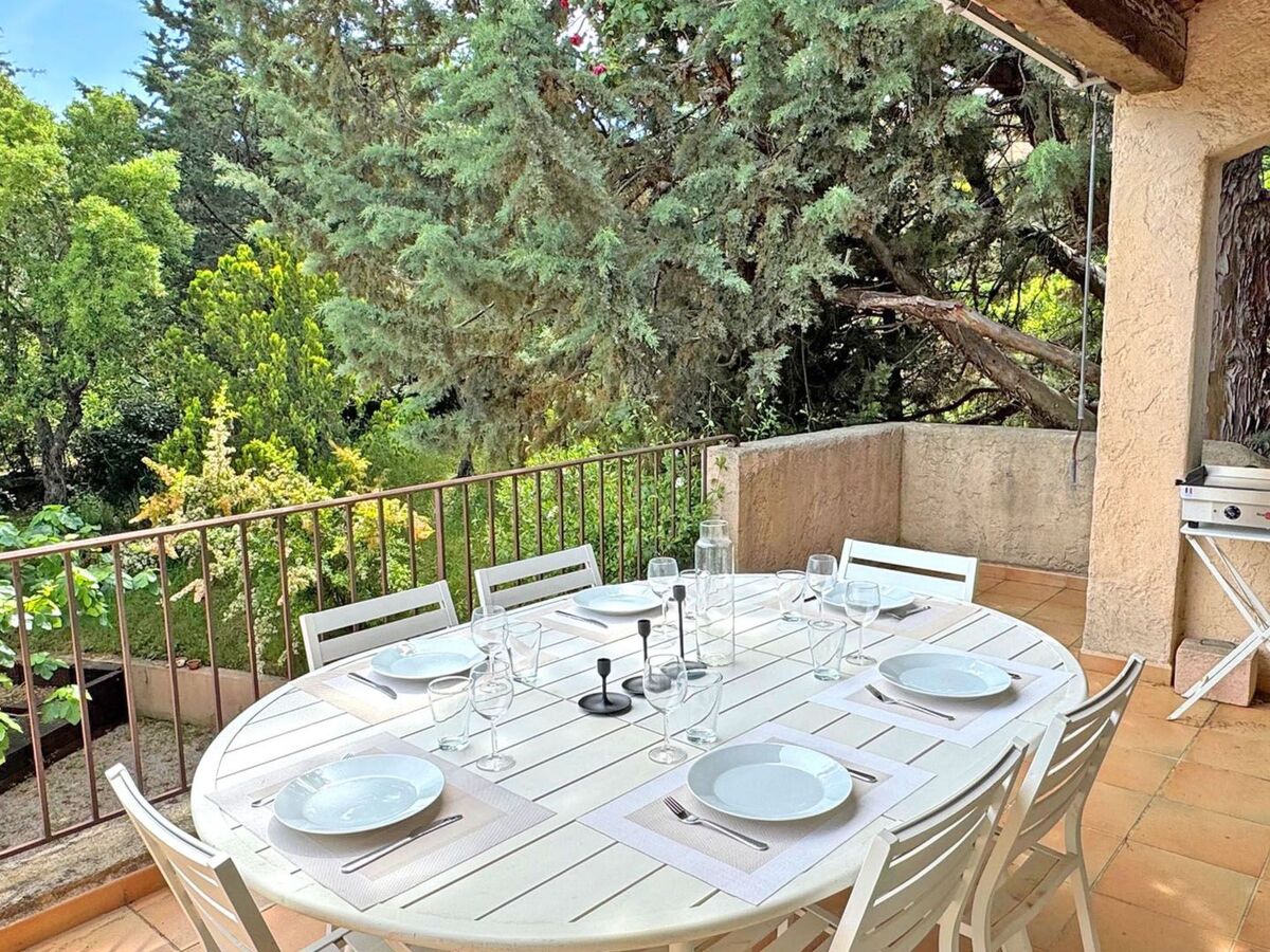 T4 100m² rénové avec terrasse 30m² - Sainte Maxime - Photo 3