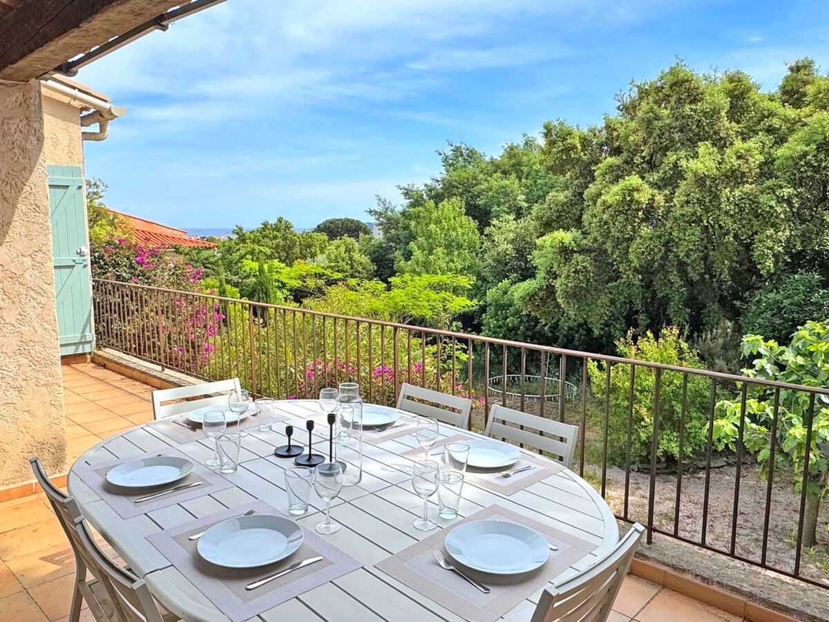 T4 100m² rénové avec terrasse 30m² - Sainte Maxime - Photo 4