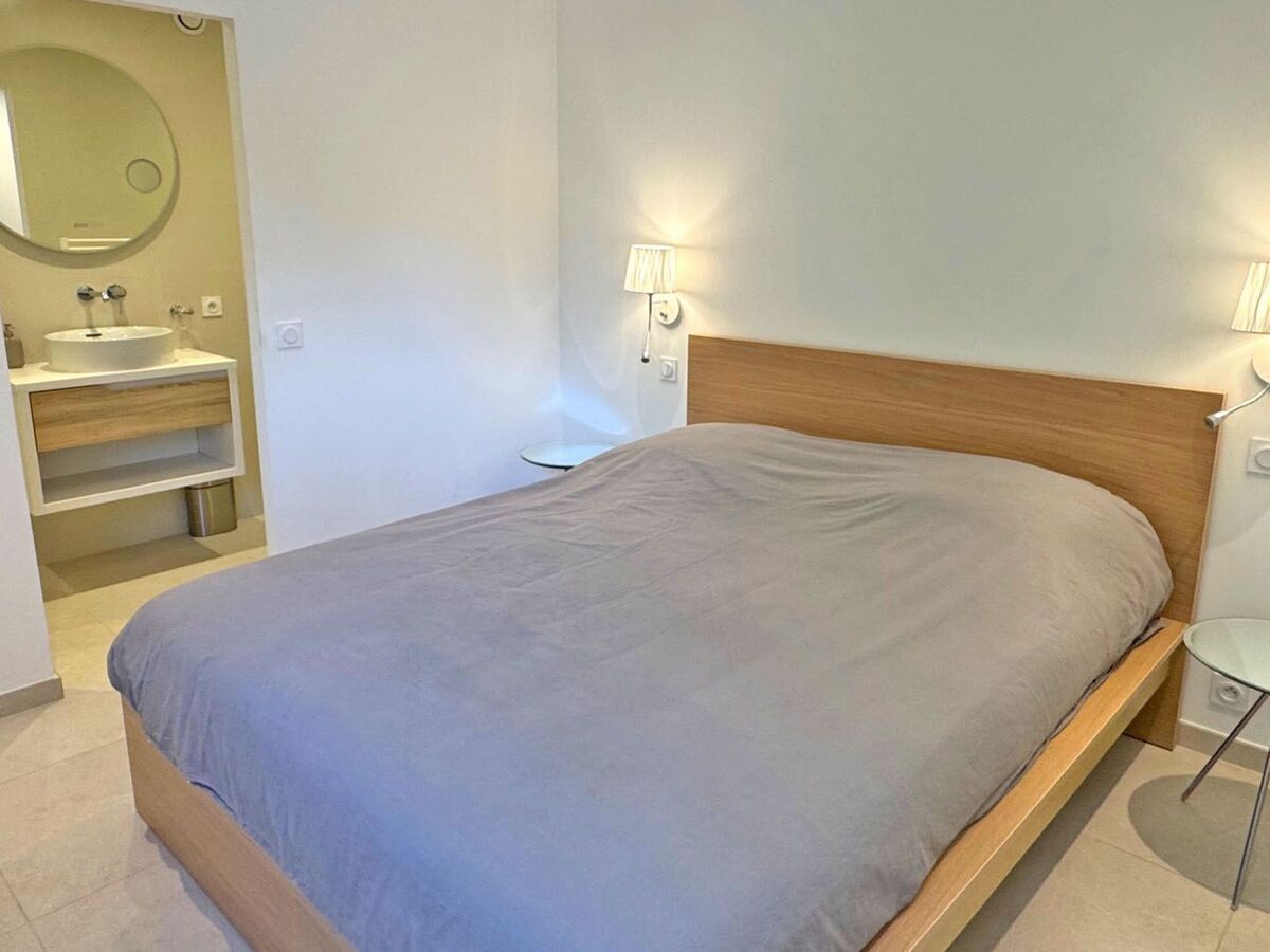 T4 100m² rénové avec terrasse 30m² - Sainte Maxime - Photo 12