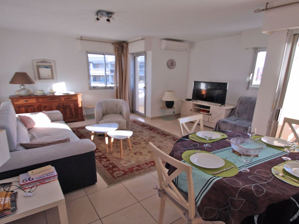 Appt 3p climatisé centre-ville Sainte-Maxime - Photo 3