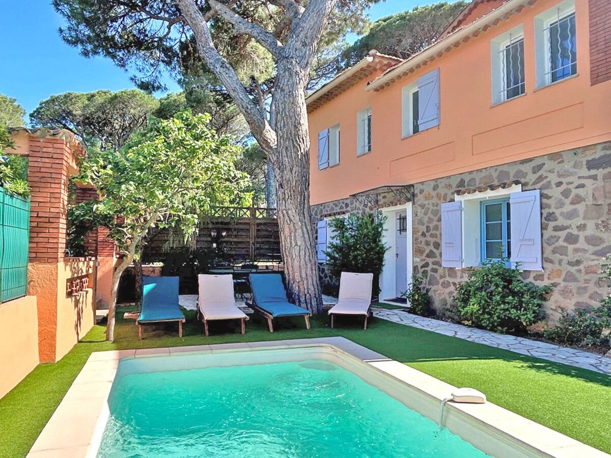 Appt T3 rez-de-jardin, piscine privée à Sainte Maxime - Photo 11