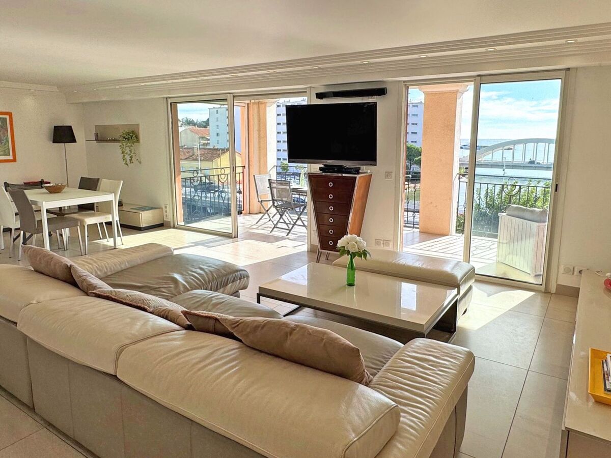T4 climatisé Sainte-Maxime, terrasse 28m², piscine - Photo 5