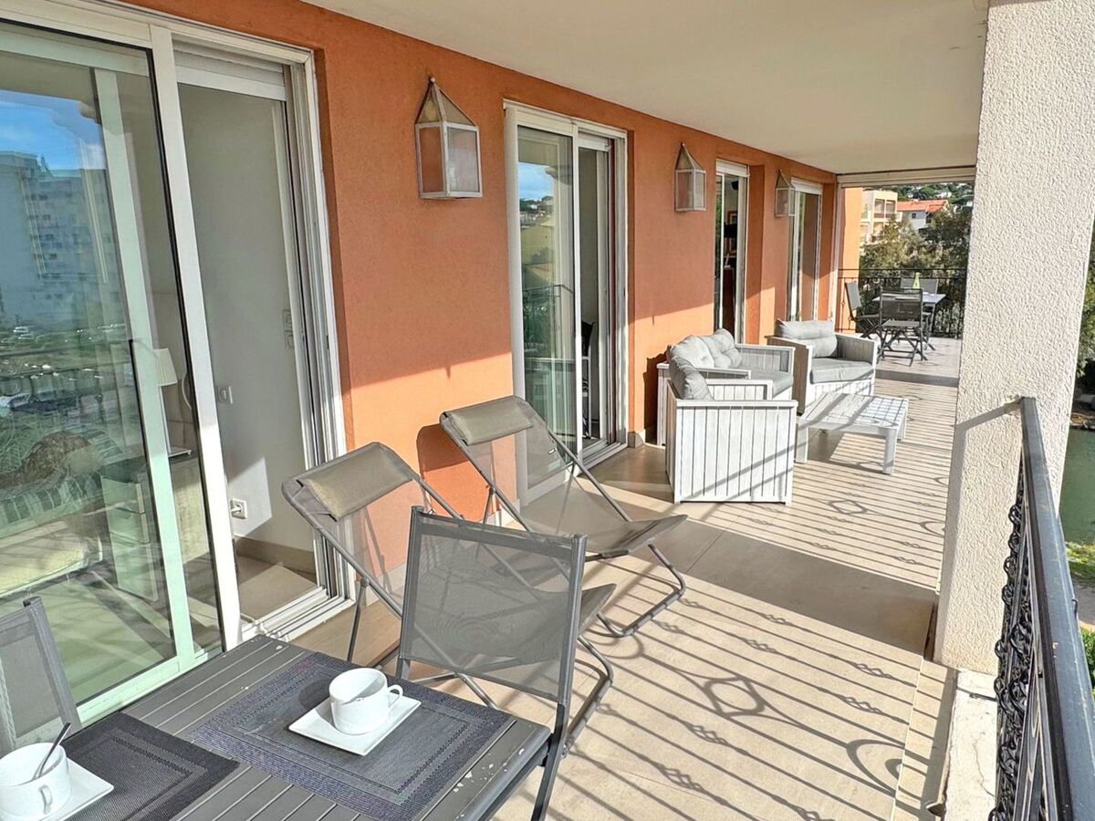 T4 climatisé Sainte-Maxime, terrasse 28m², piscine - Photo 17