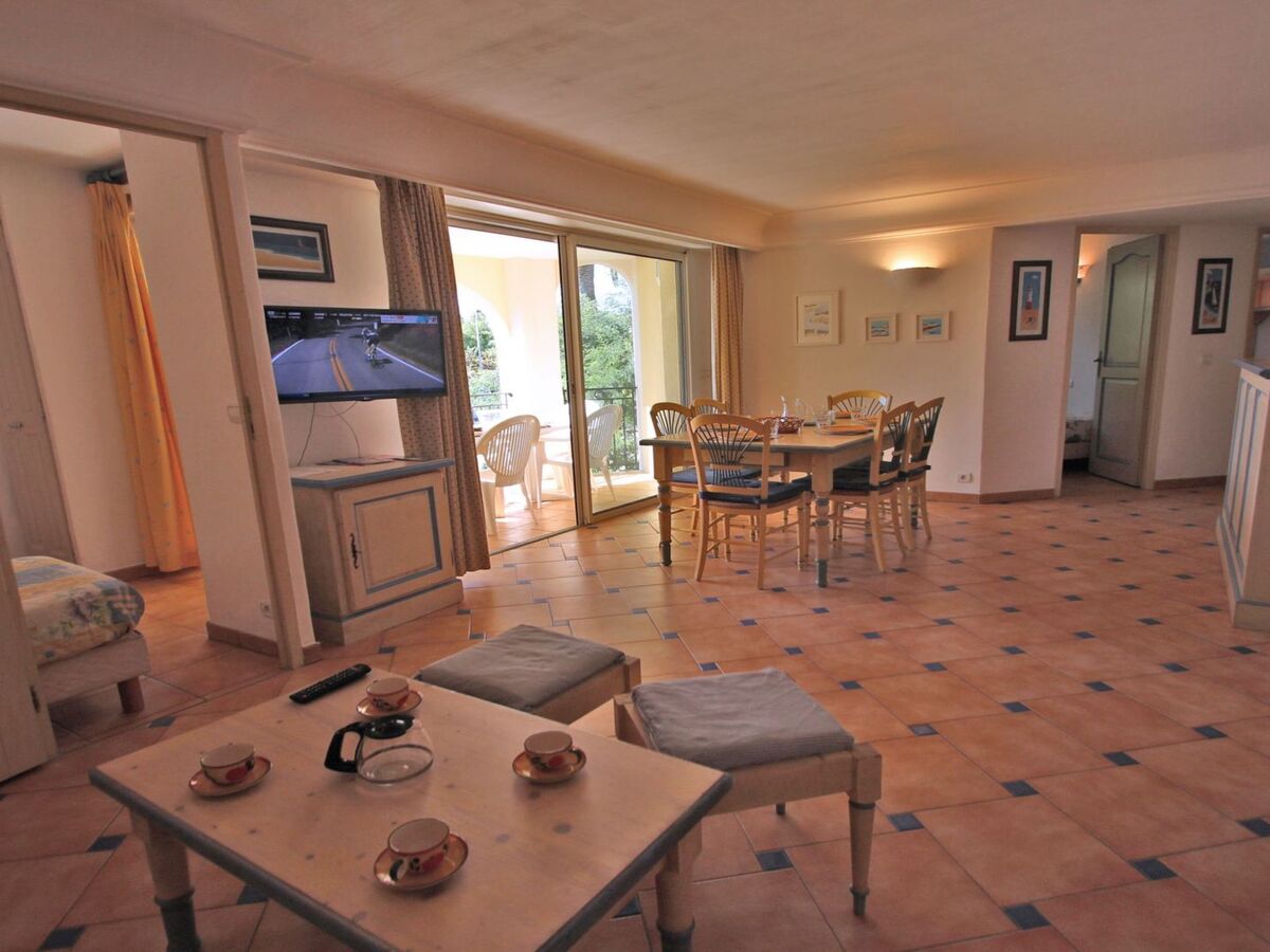 Appartement 3 chambres climatisé, piscine, à 350 m de la plage – Sainte-Maxime - Photo 3
