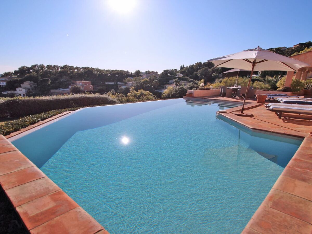 Villa 10 pers avec piscine débordement à Sainte-Maxime - Photo 5