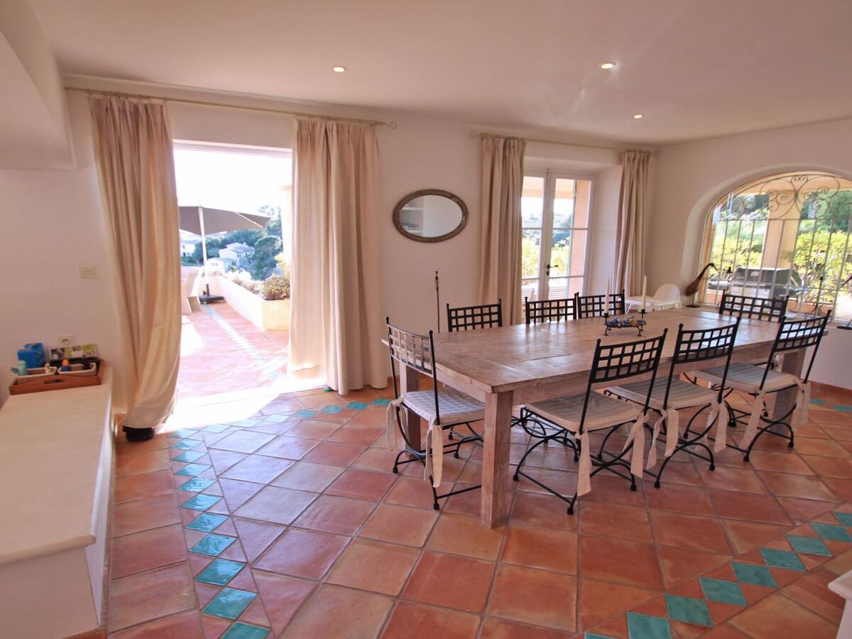 Villa 10 pers avec piscine débordement à Sainte-Maxime - Photo 10