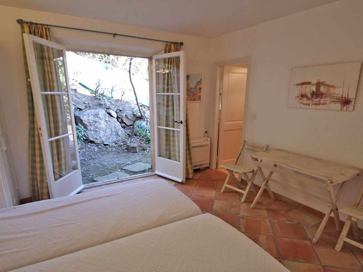 Villa 10 pers avec piscine débordement à Sainte-Maxime - Photo 17