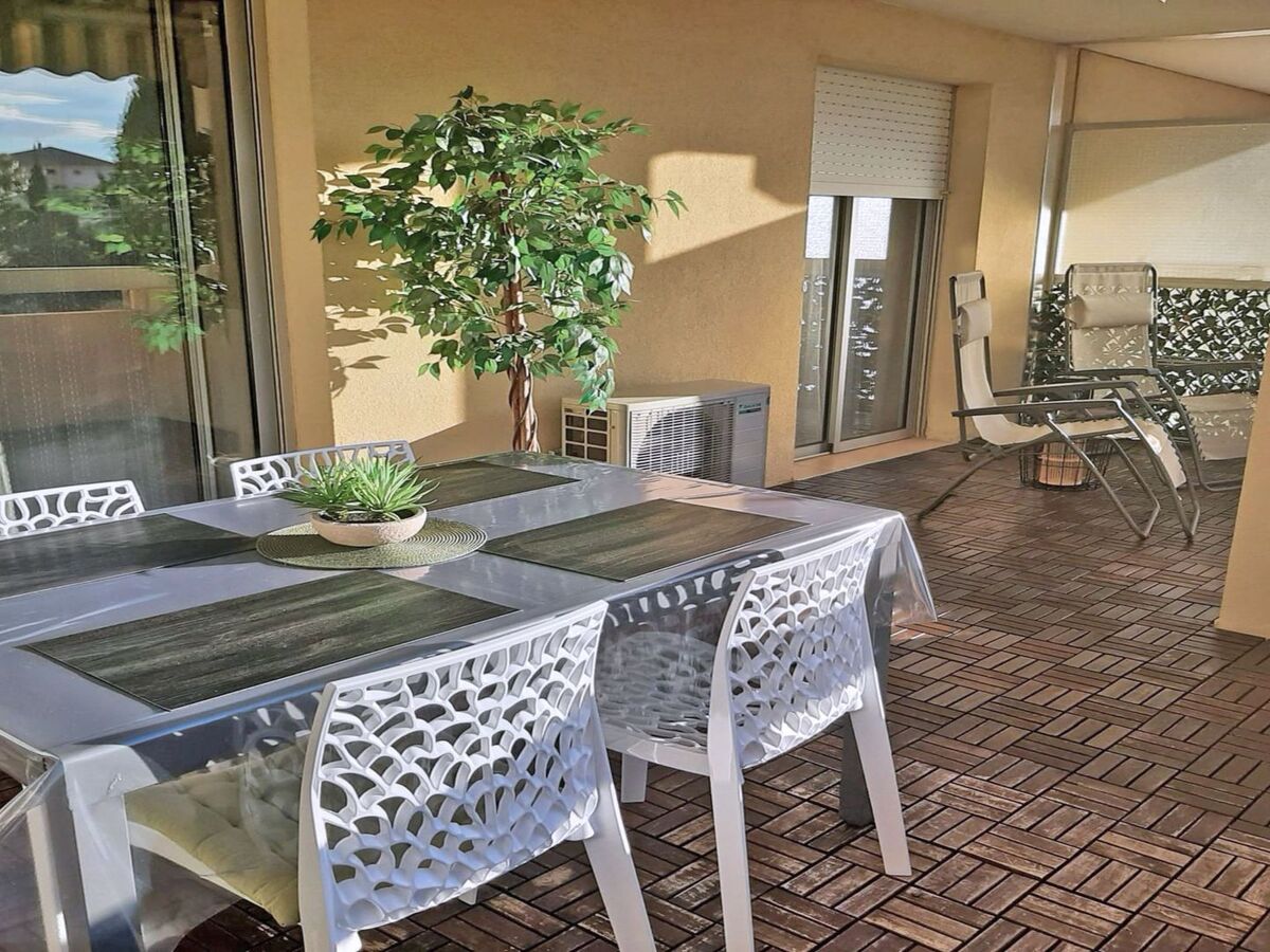 Appartement T2 rénové, terrasse 28m² - Sainte-Maxime - Photo 3