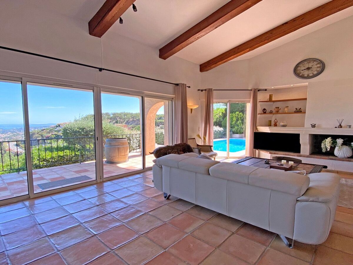 Villa Lisuzem, piscine privée et vue mer à Sainte-Maxime - Photo 1