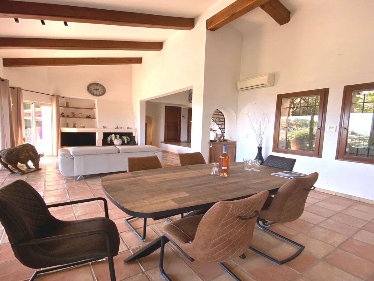 Villa Lisuzem, piscine privée et vue mer à Sainte-Maxime - Photo 6