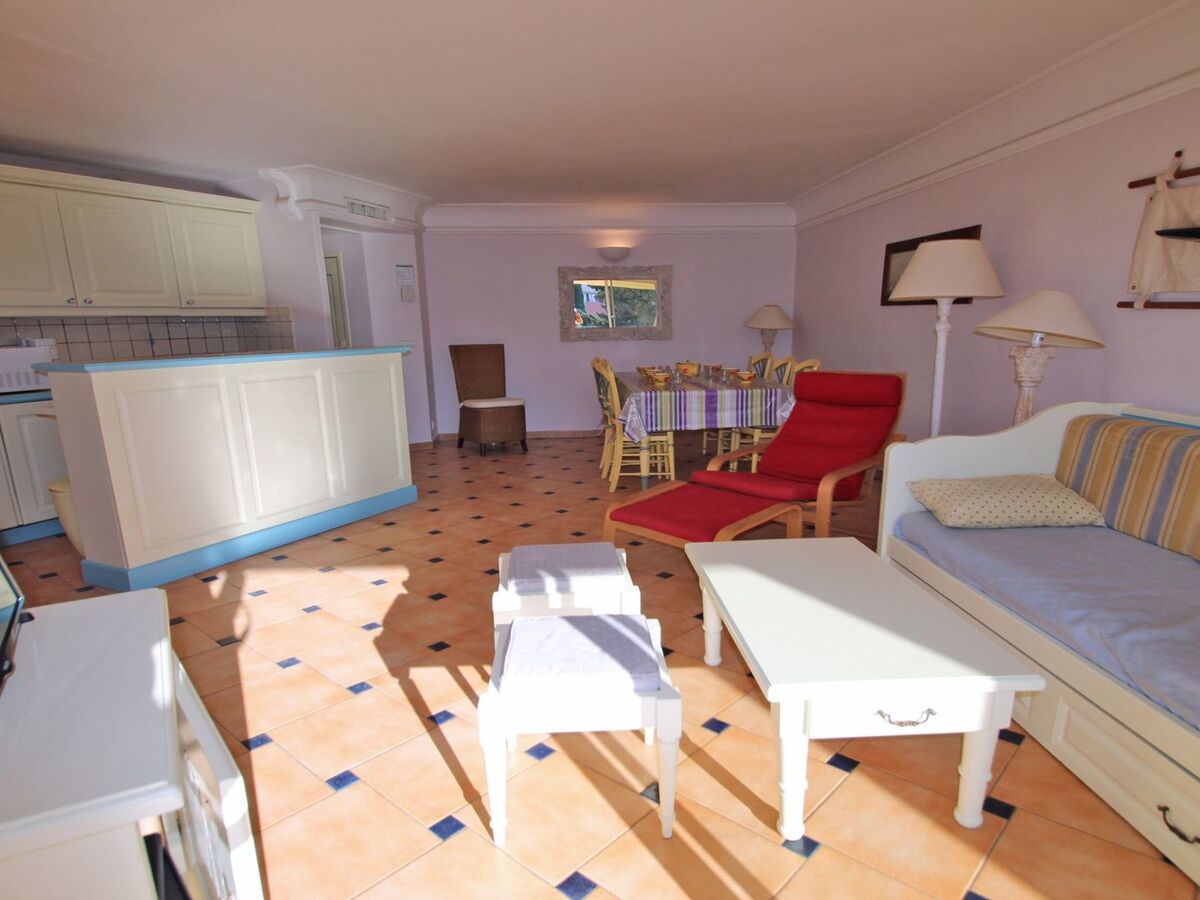 Appartement 4 pièces Port Marine avec piscine - Photo 4
