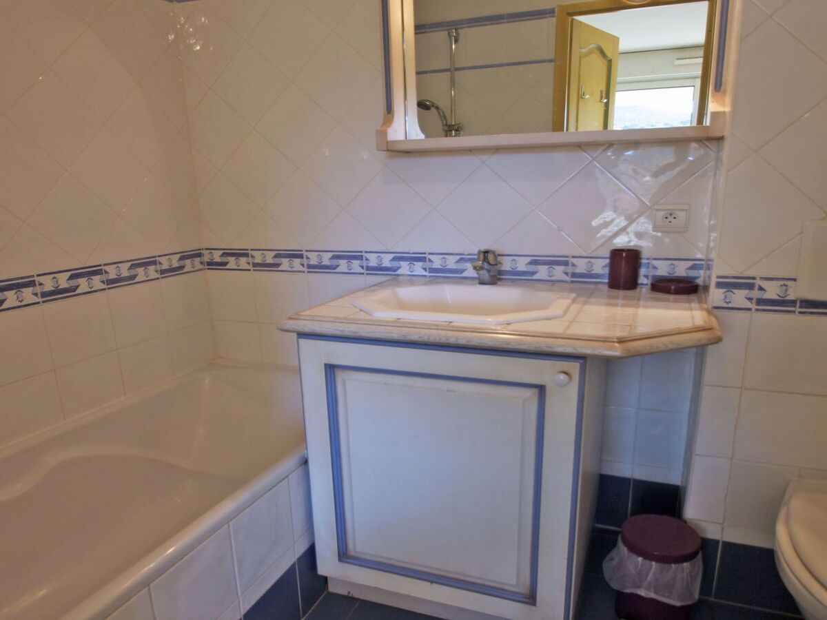 Appartement 4 pièces Port Marine avec piscine - Photo 8