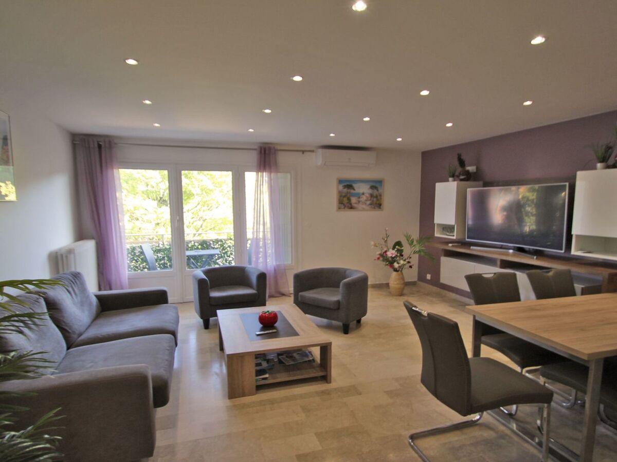 Appartement T3 - 69m² au cœur de Sainte-Maxime - Photo 3