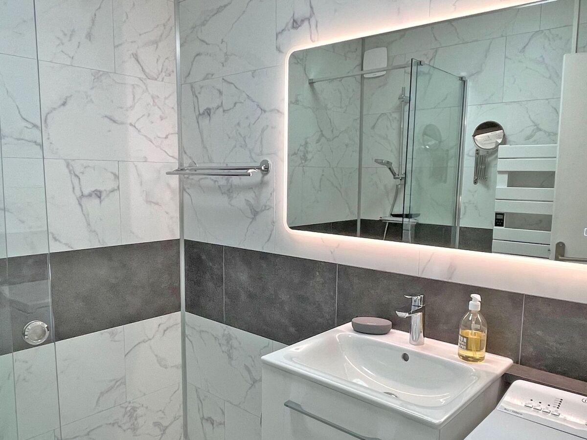 T2 rénové 52m² à Sainte-Maxime, 700m de la plage - Photo 12