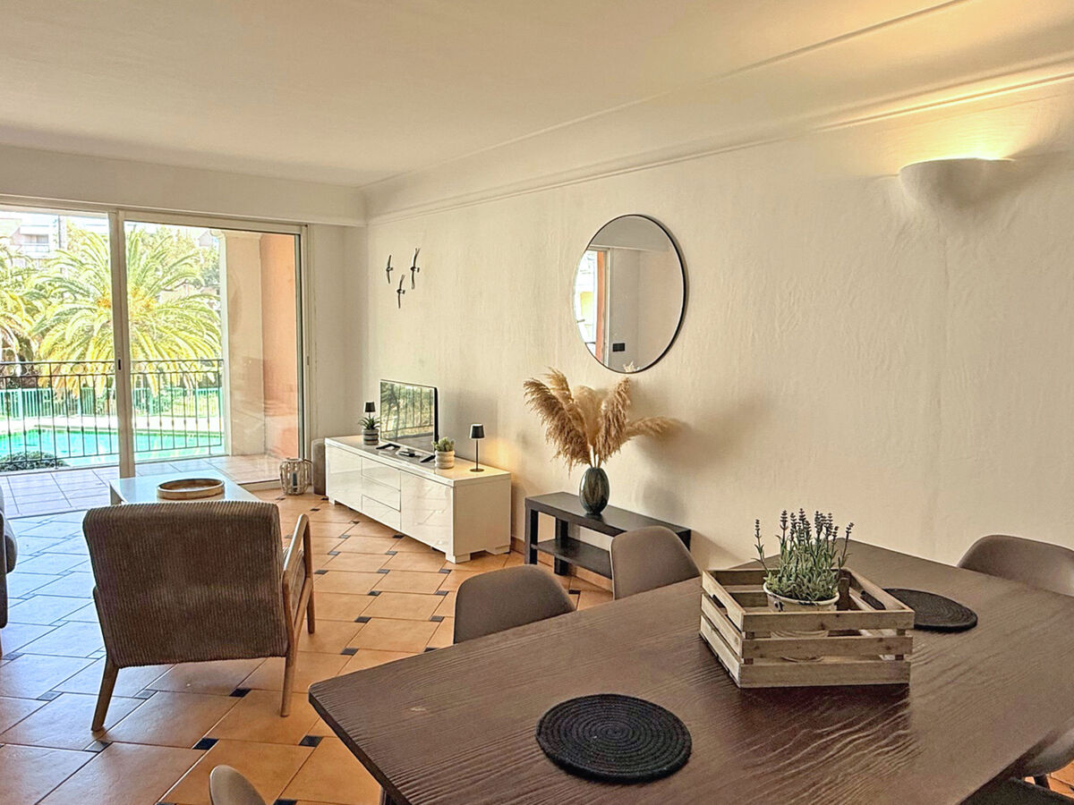 Apt 3 pièces Sainte-Maxime, piscine & terrasse vue fleuve - Photo 8