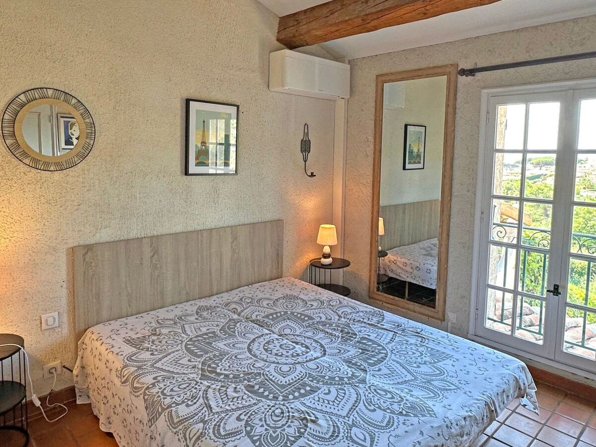 Bastide 2 chambres vue mer à Sainte-Maxime, piscine - Photo 8