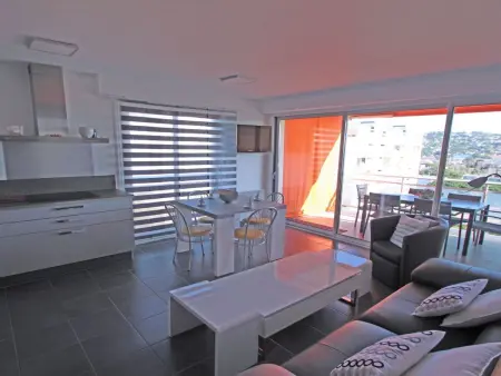Appart 49m² piscine & vue mer - Plan de la Tour : photo 3