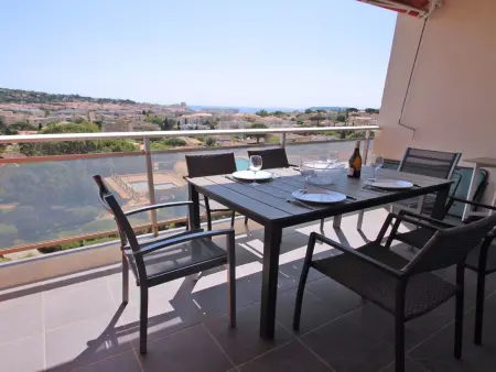 Appart 49m² piscine & vue mer - Plan de la Tour : photo 4