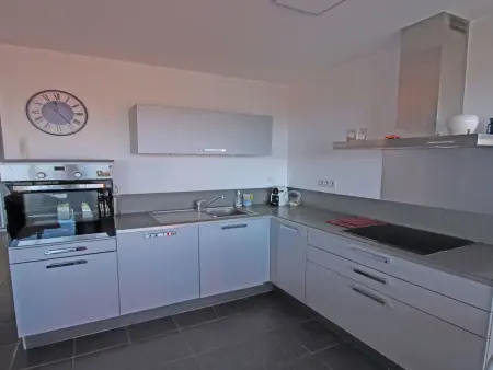 Appart 49m² piscine & vue mer - Plan de la Tour : photo 6
