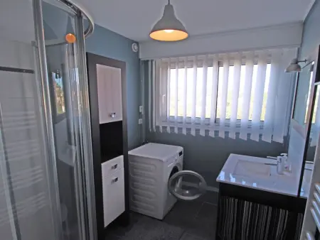 Appart 49m² piscine & vue mer - Plan de la Tour : photo 10