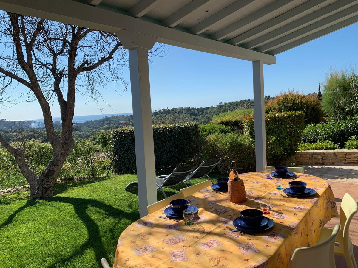 Maison 3 chambres avec jardin et vue mer aux Issambres - Photo 3