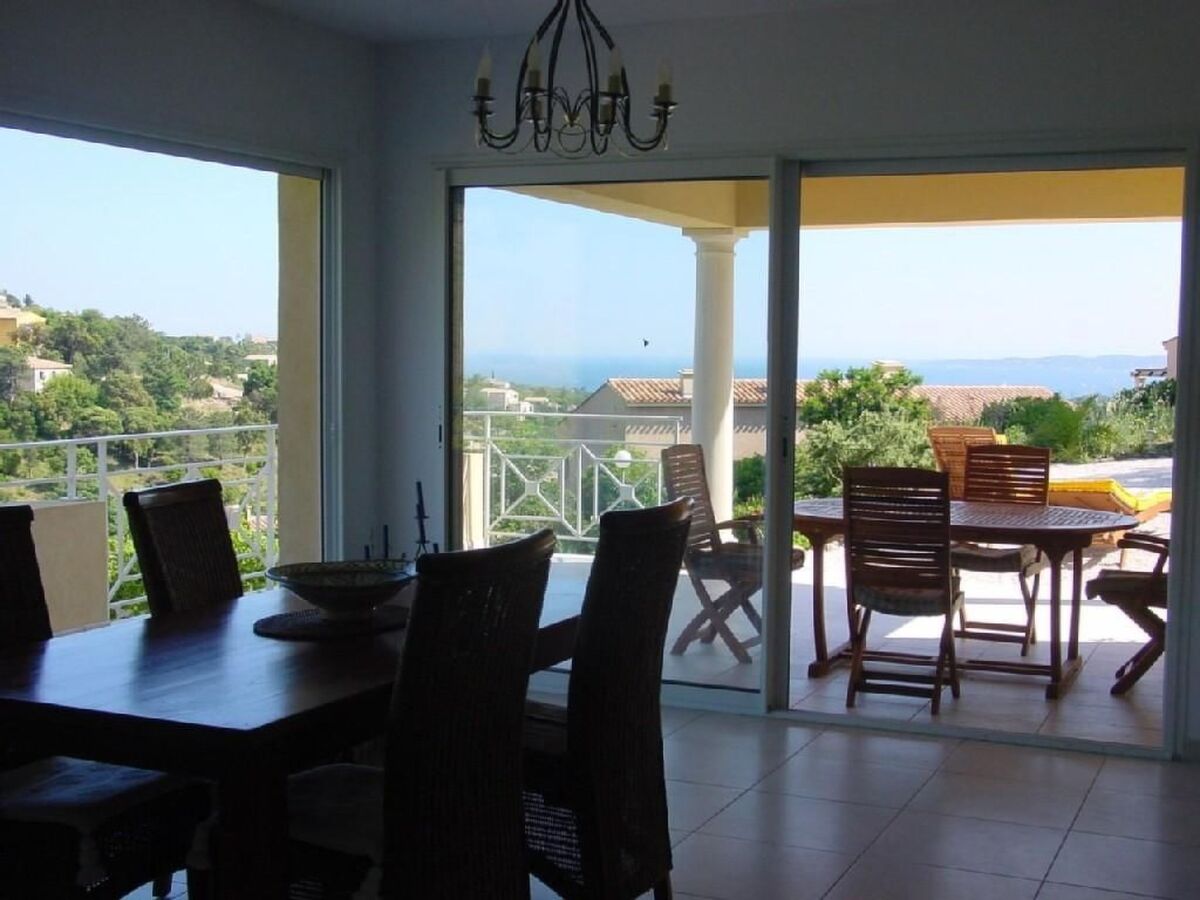 Les Palmiers – Appartement 4 pers. vue mer aux Issambres - Photo 4