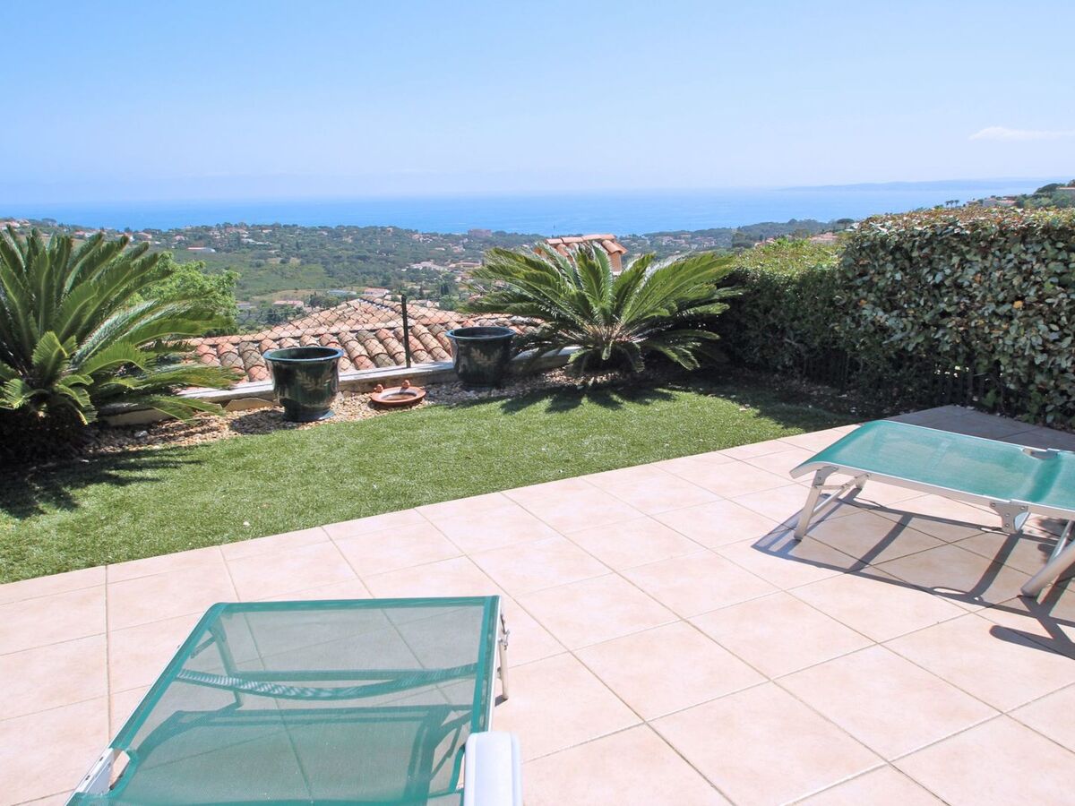 Mazet 4 pers avec vue mer aux Issambres - Photo 3