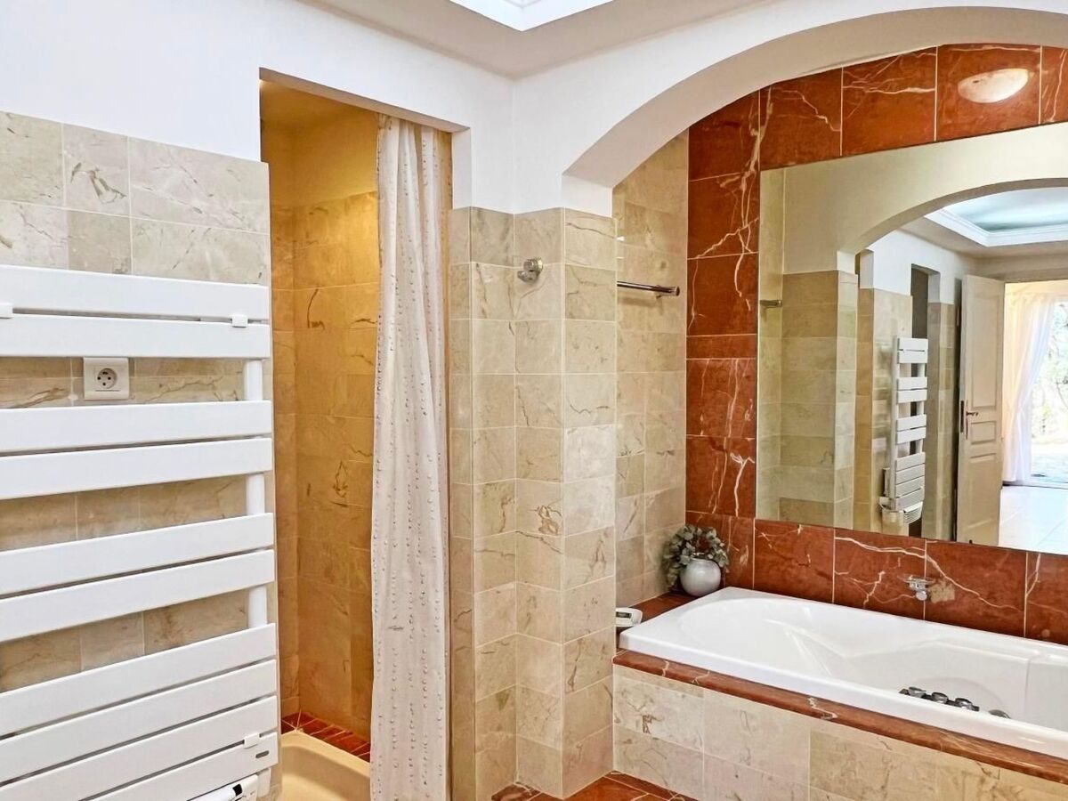 Villa Hascher à Lorgues : piscine privée & vues vallée - Photo 29
