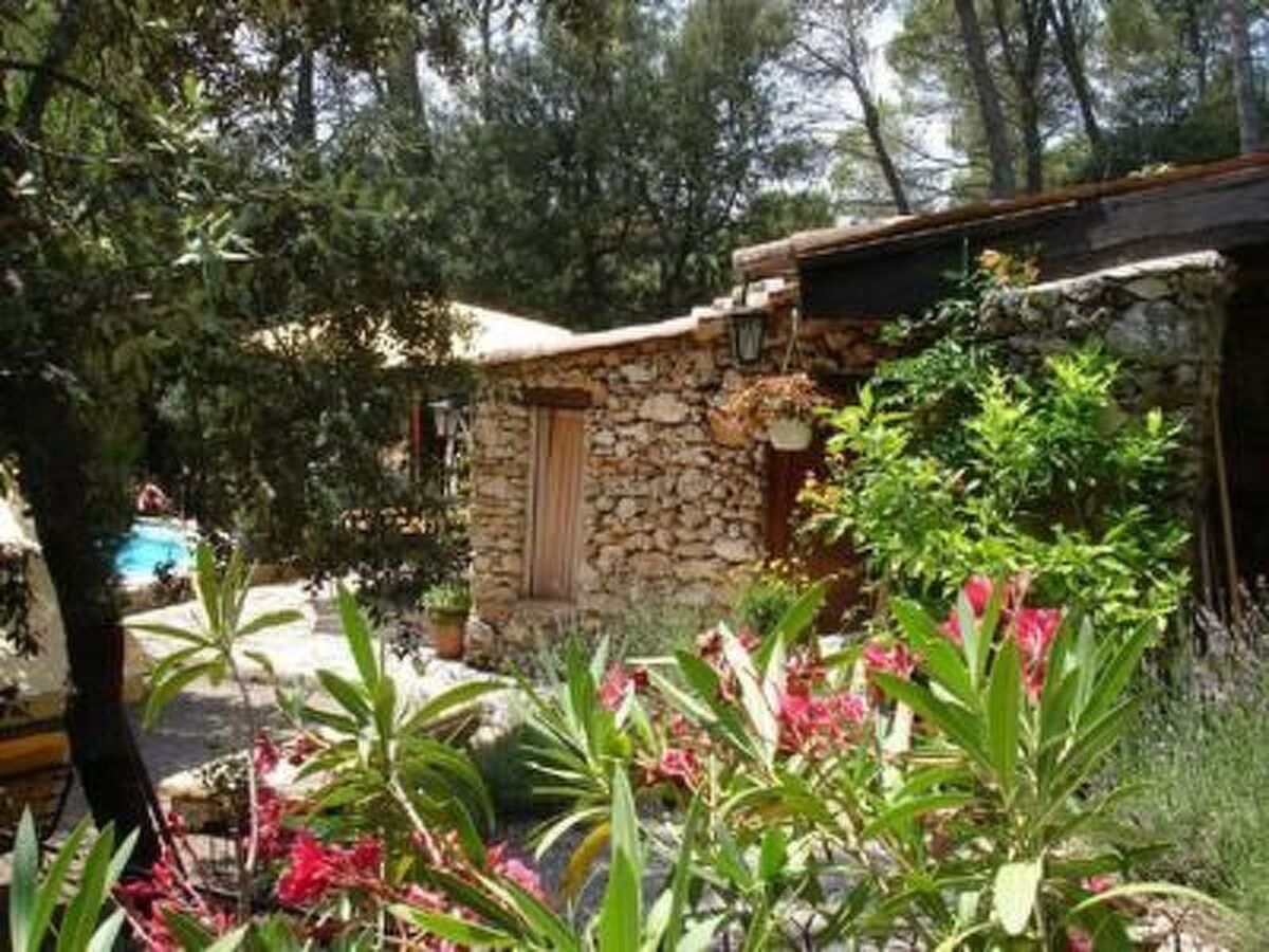 Maison provençale avec piscine à Sillans-la-Cascade - Photo 7