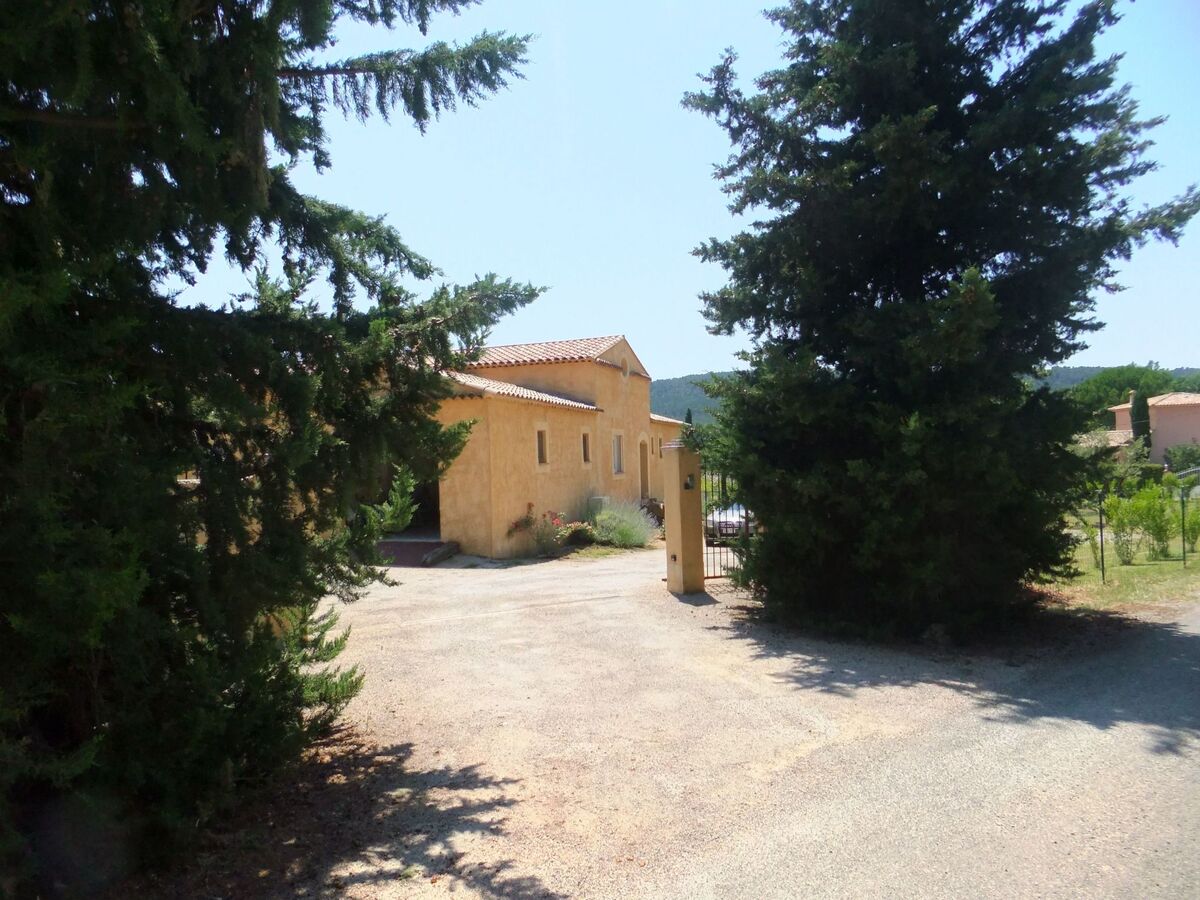 Villa provençale à Villecroze – piscine 10x5 m, 4000 m² - Photo 12