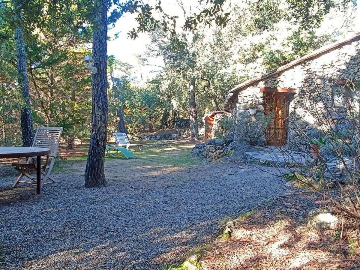 Maison en pierre avec jardin à Sillans-la-Cascade - Photo 15