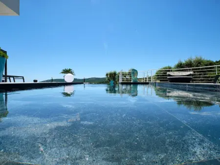 Villa 259 Fréjus : vue mer, piscine chauffée et jacuzzi - Photo 2