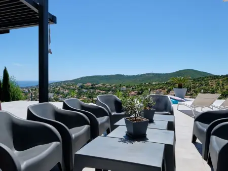 Villa 259 Fréjus : vue mer, piscine chauffée et jacuzzi - Photo 26
