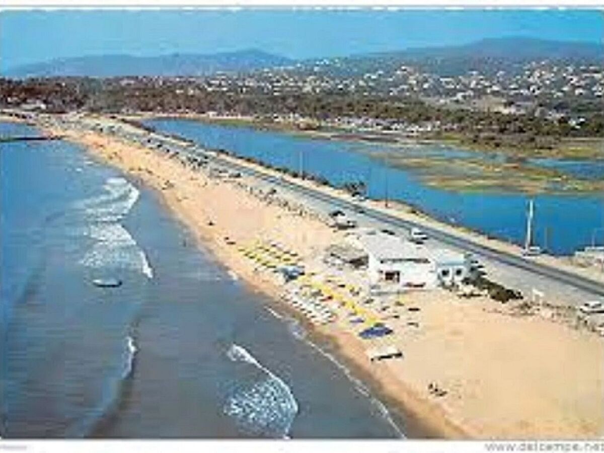 Appartement rez-de-jardin 400 m de la plage à Fréjus - Photo 36