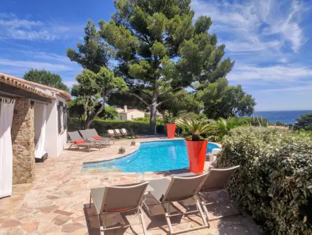 Herrliche Villa mit Meerblick, Pool, 400m vom Meer entfernt - Photo 29