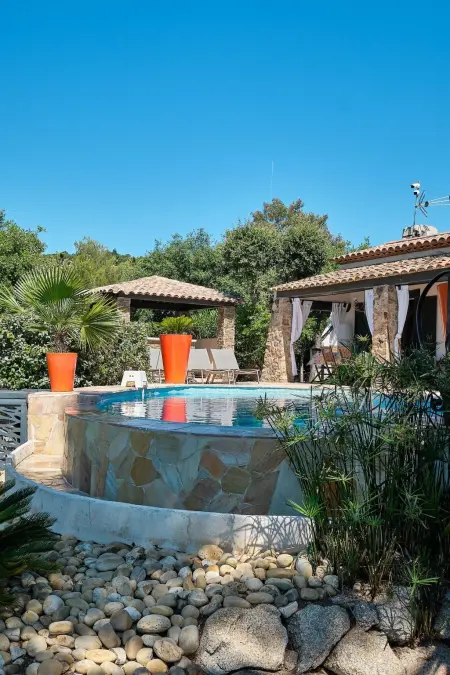 Herrliche Villa mit Meerblick, Pool, 400m vom Meer entfernt - Photo 32