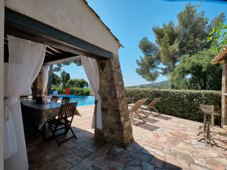 Herrliche Villa mit Meerblick, Pool, 400m vom Meer entfernt - Photo 36