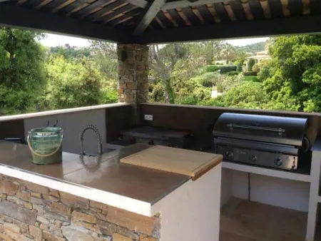 Herrliche Villa mit Meerblick, Pool, 400m vom Meer entfernt - Photo 38