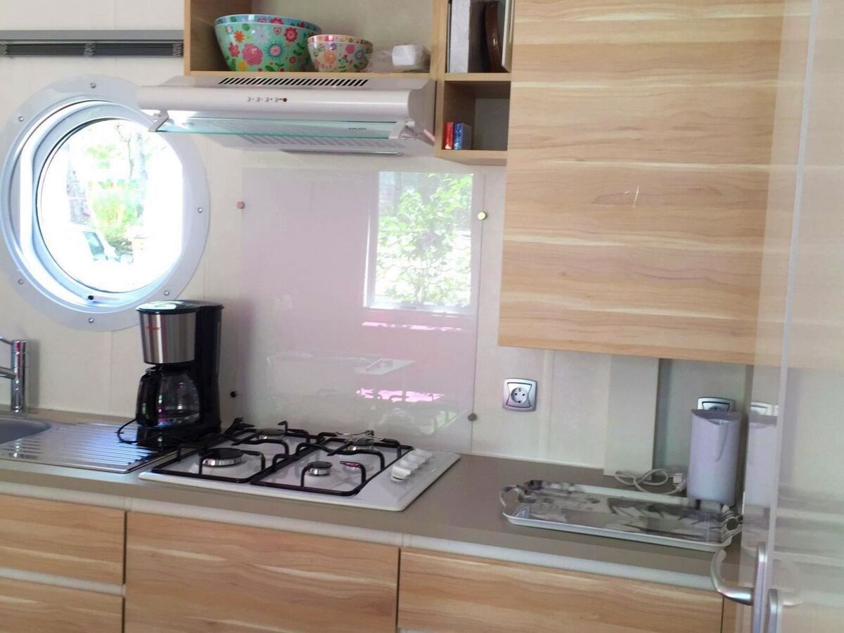 Mobil-home 5 pers. à Saint Aygulf, 500 m plage - Photo 6